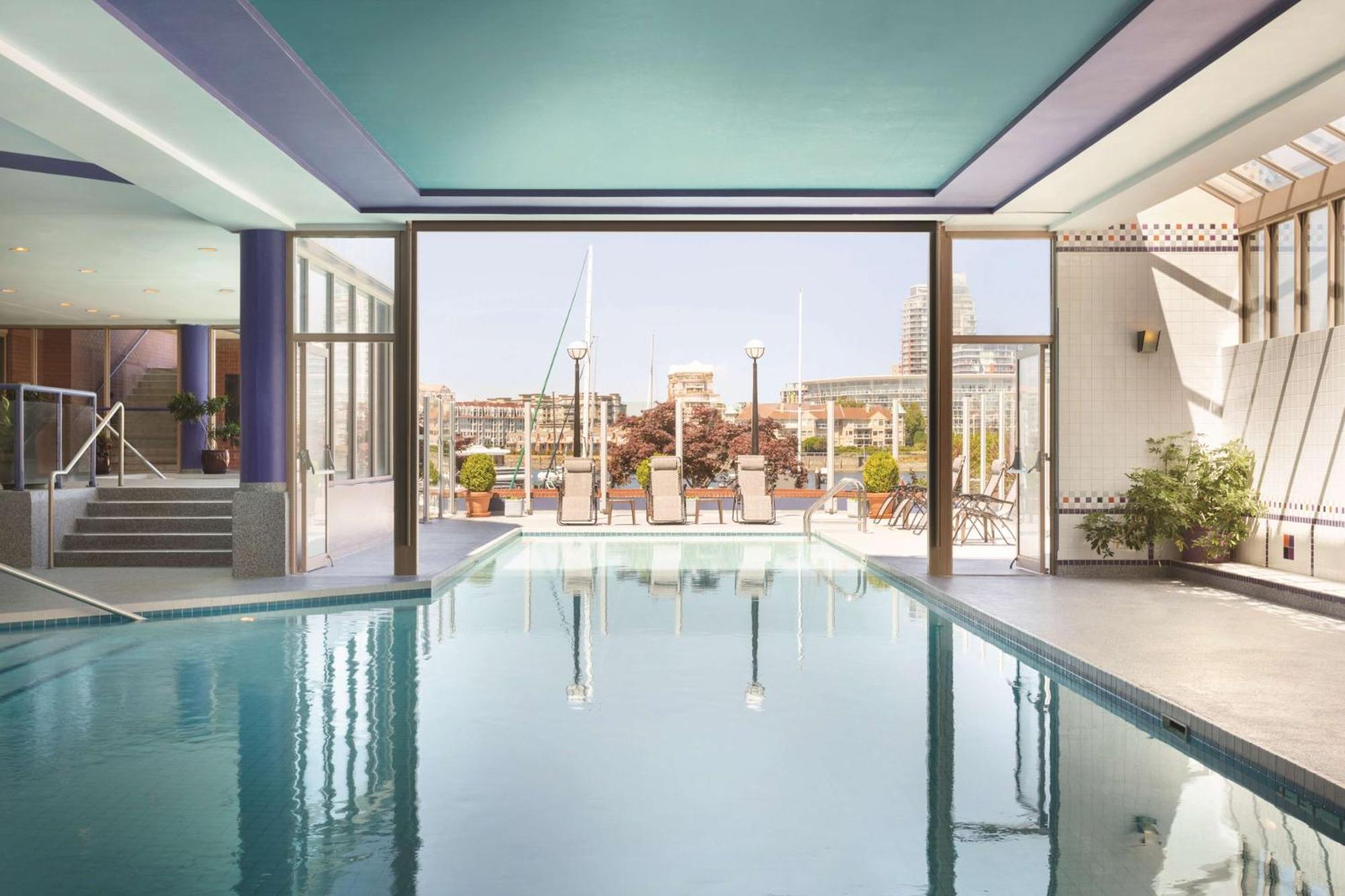 Coast Victoria Hotel & Marina By Apa Kültér fotó